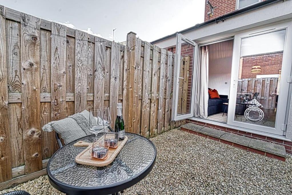 Guest Homes - Watledge House Apartment Tewkesbury Luaran gambar